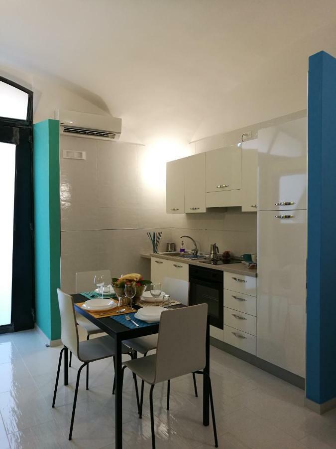Holidayhouse089 Salerno Ngoại thất bức ảnh