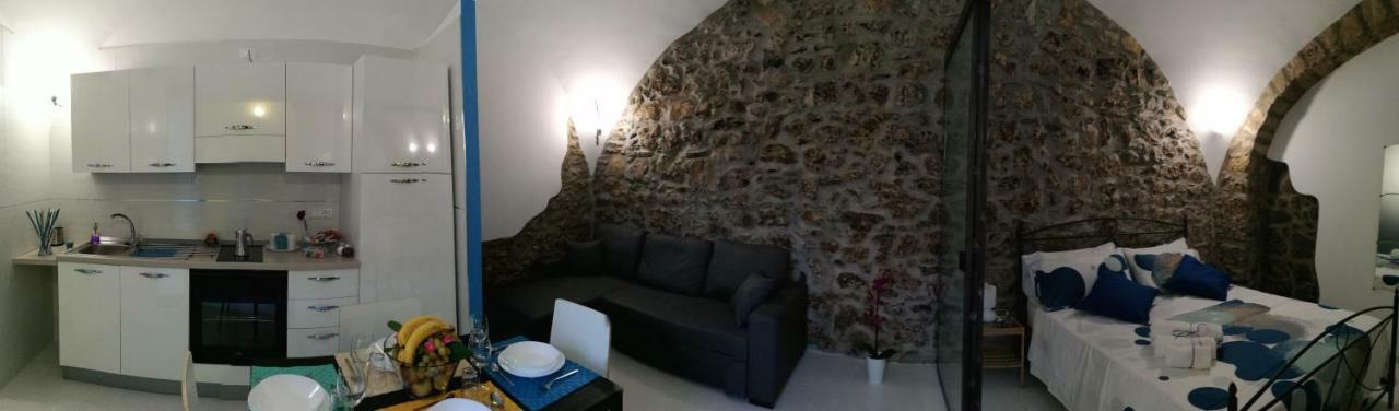 Holidayhouse089 Salerno Ngoại thất bức ảnh